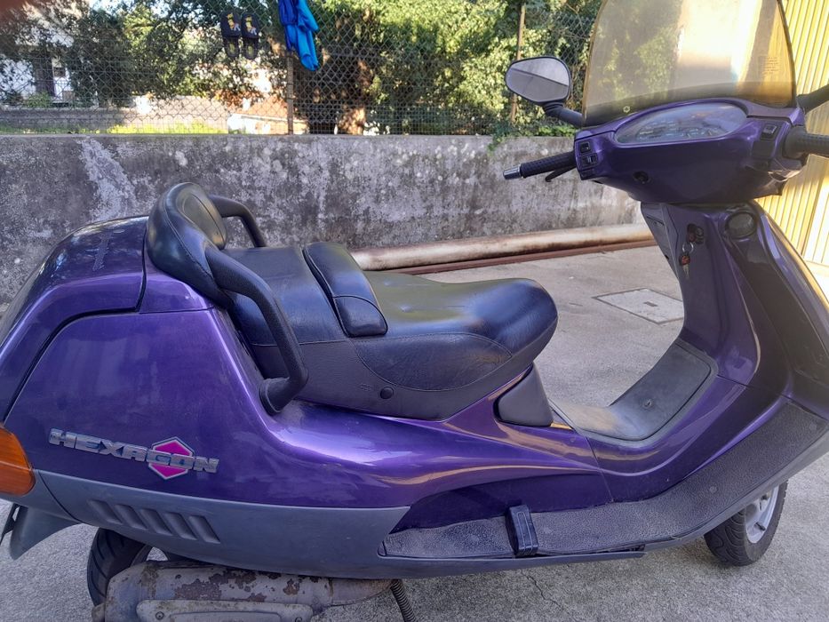 Scooter PIAGGIO Hexagon 125