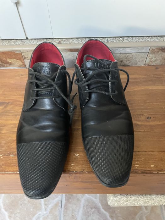 Sapatos com pouco uso