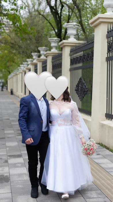 Продаю весільну сукню (трансформер) підійде також на: фотосессію, річницю, день народження, випускний вечір, та інші свята