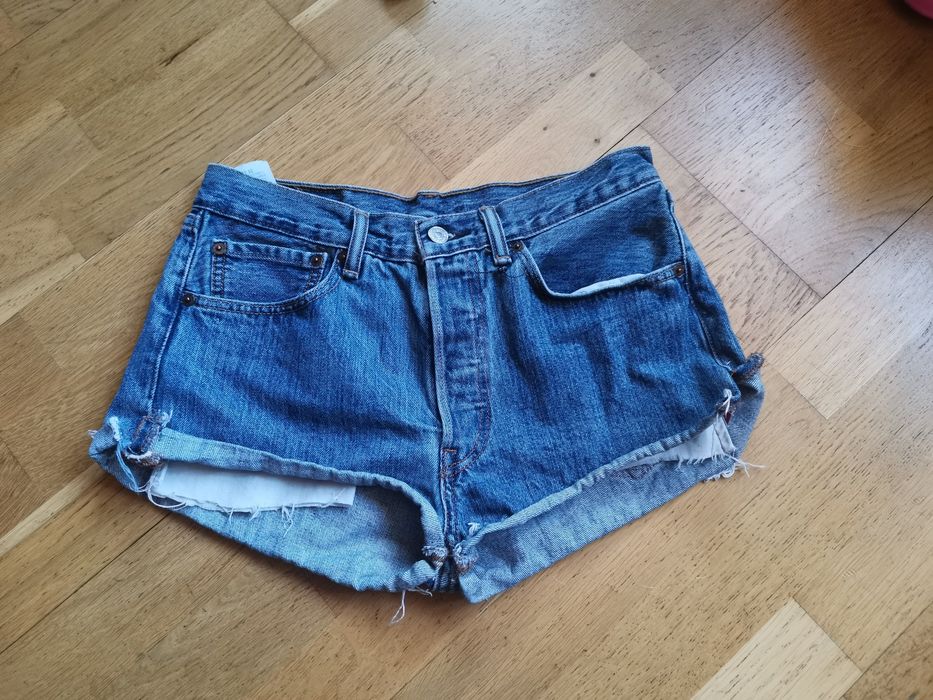 Ultra krótkie shorty Levi's 501