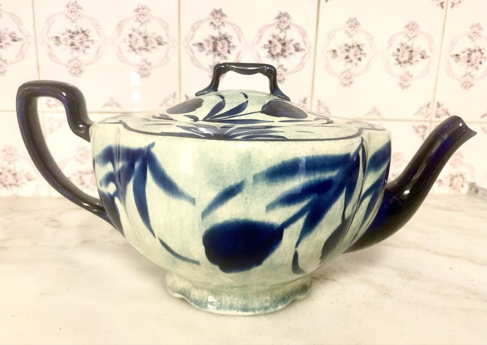 Grande bule Em faiança português Gilman & Ctª - Sacavém