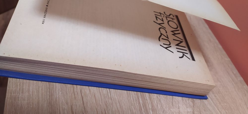 Nowy! Słownik fizyczny