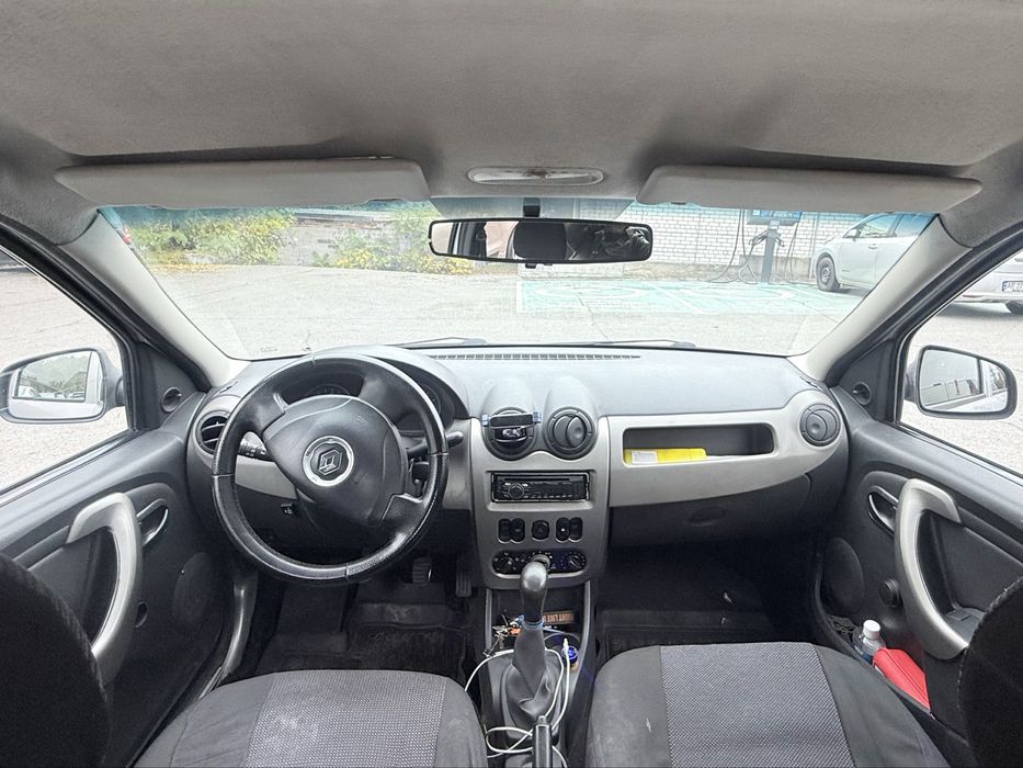 Продам Renault Logan 2010 • 1.4 газ/бензин