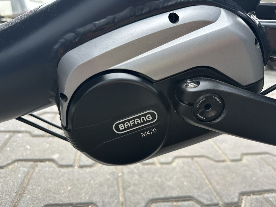 Elektryczna riksza renomowanej marki Vogue