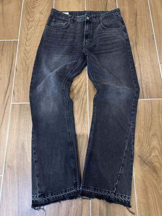 Zara flared jeans zip