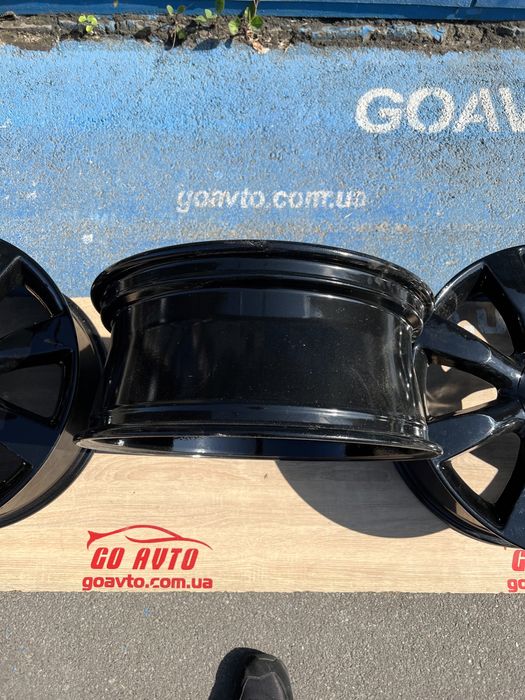 Goauto диски Infinity Nissan 5/114.3 r20 et40 8j dia66.1 чорні