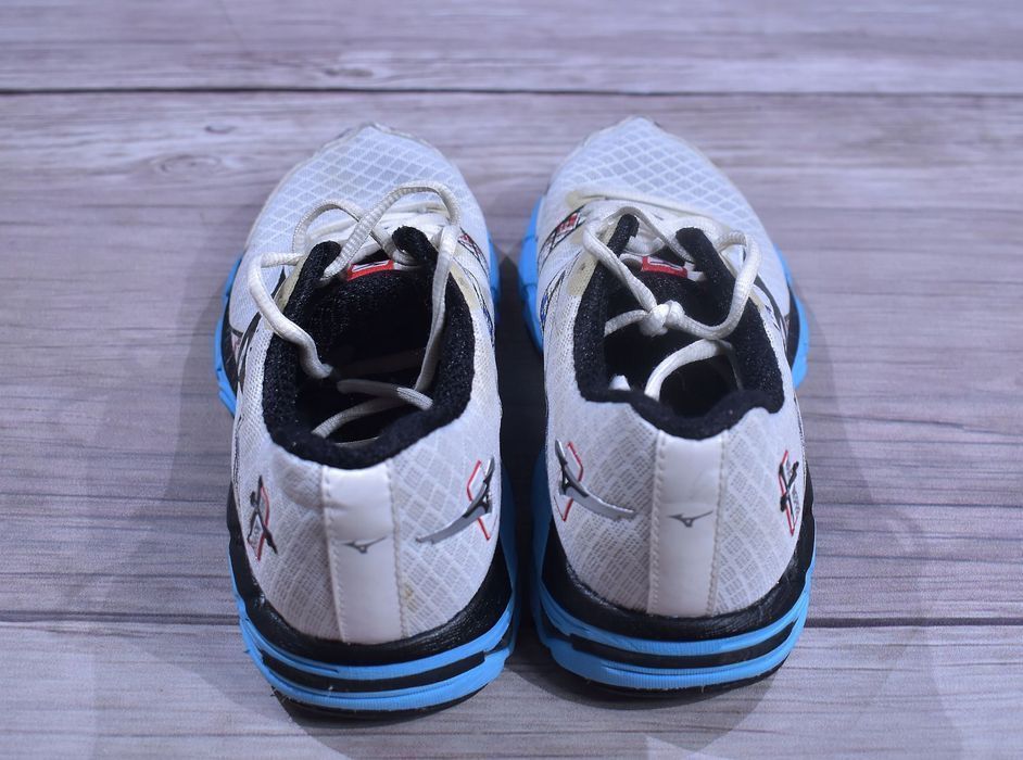 Mizuno Buty Sportowe Do Biegania Adidasy 37