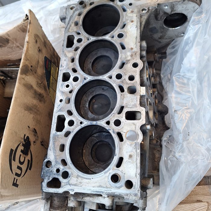 Блок двигуна, колінвал,поршні BMW N47.  d20