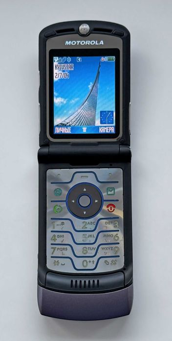 Вінтажна Motorola RAZR V3i Раритет