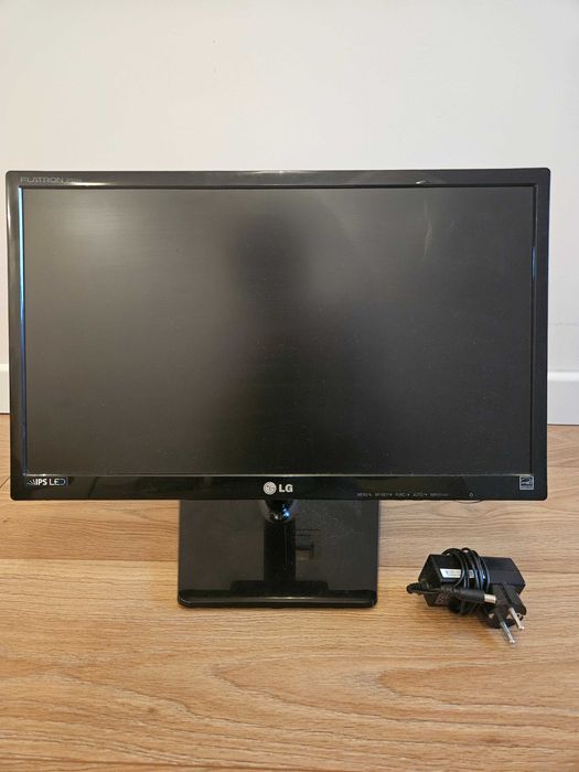 Monitor LG IPS224V