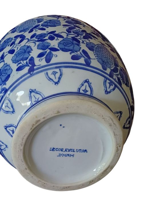 Porcelain Jug425232484984442881