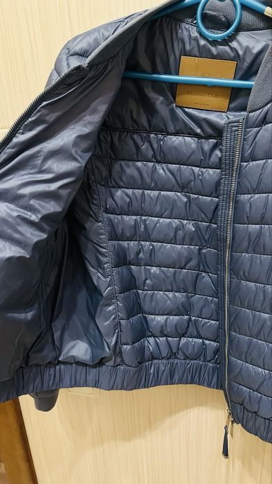 Куртка легка Massimo Dutti