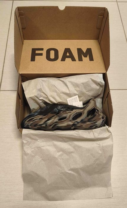 Adidas YEEZY foam RNNR MX Cinder