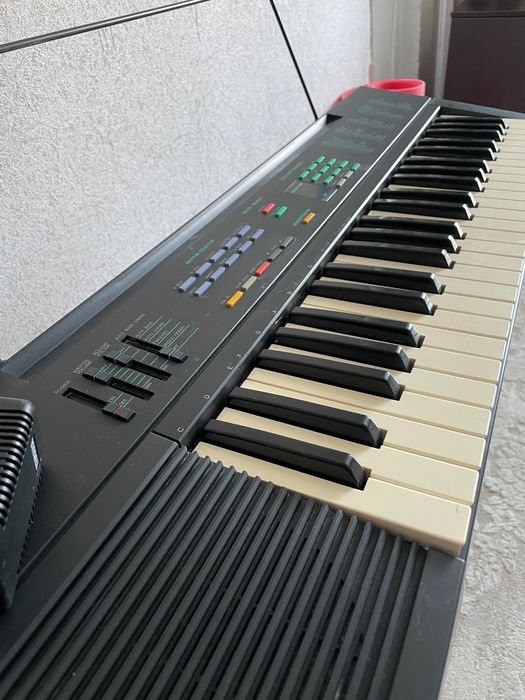 Синтезатор yamaha psr-6