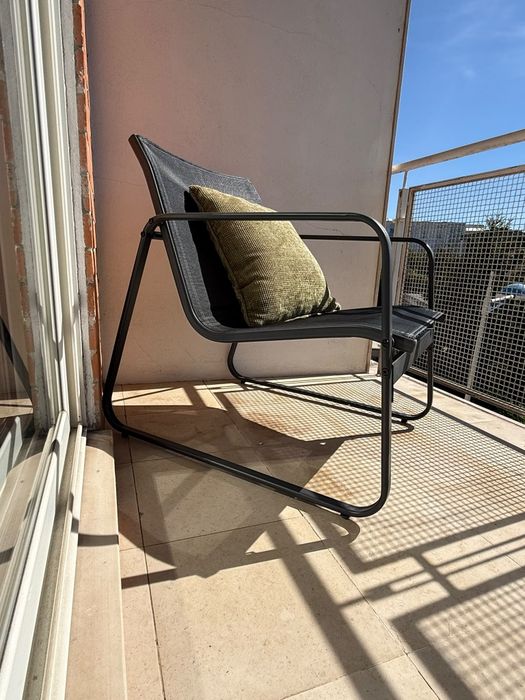 Cadeiras Exteriores - Uma 50€ , duas 80€