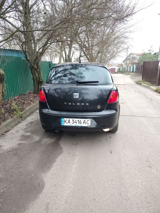 СЕАТ 1.6 продажам свої автівки