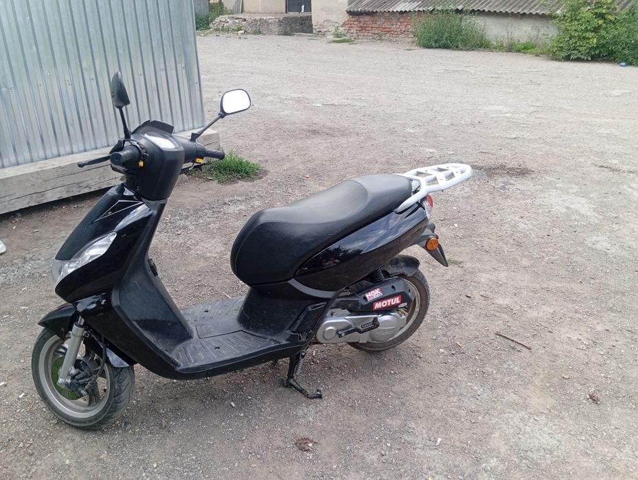 Продається скутер Пежо 80кубув