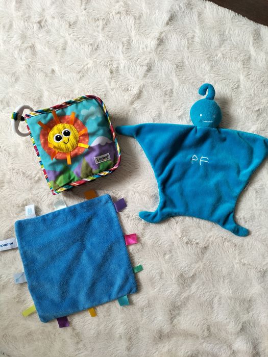 TOMY Lamaze książeczka i przytulanki