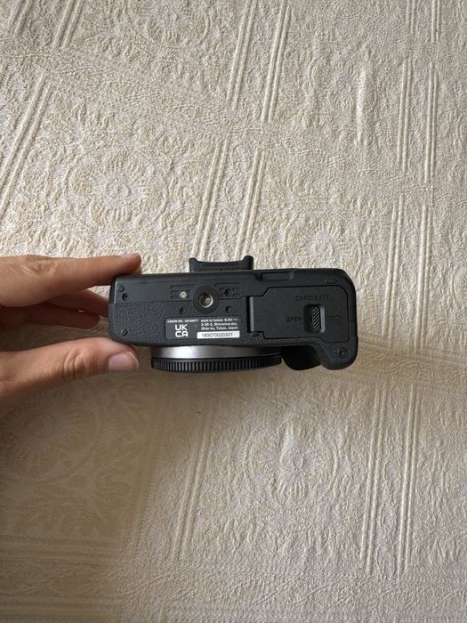 Canon EOS R50 - Impecável / Pouco Uso
