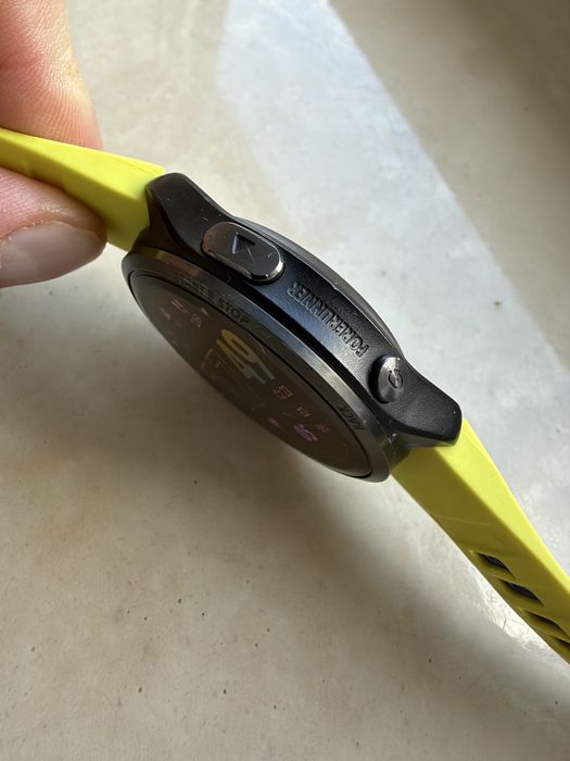 Garmin Forerunner 965 gwar.