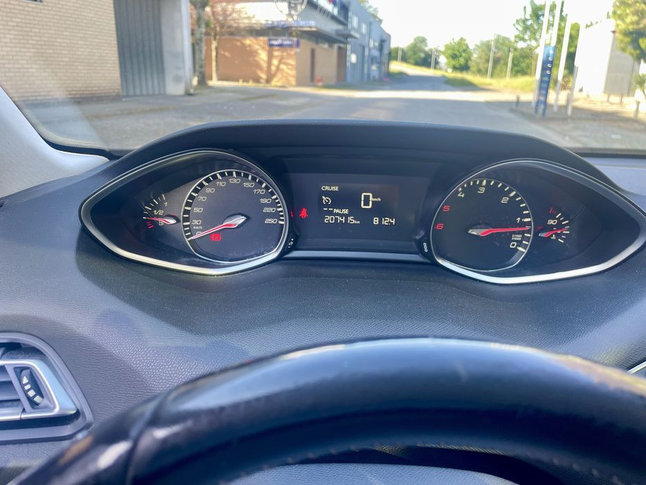 PEUGEOT 308 ALURE//GT LINE 1.6 HDI 120CV  2015//08