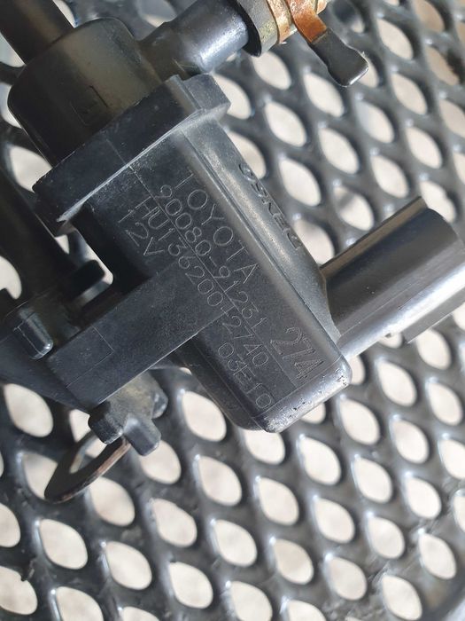 Zawor podcisnienia filtr Toyota Avensis t25 2.0 vvti 147 km