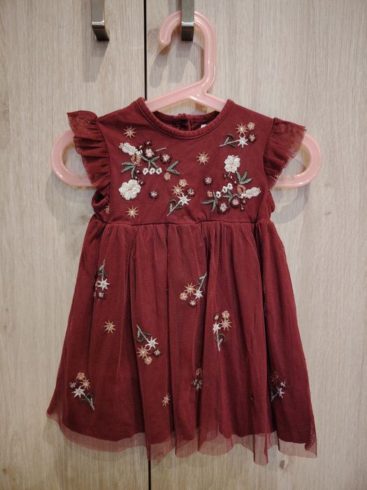 Sukienka F&F 9-12 msc. (80)