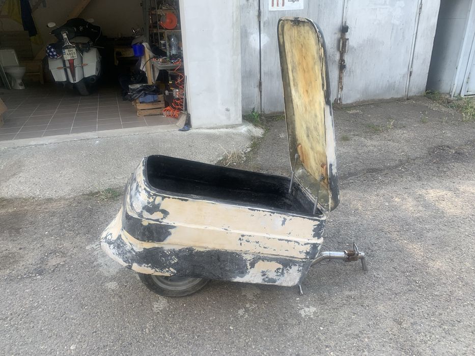 Мото причеп