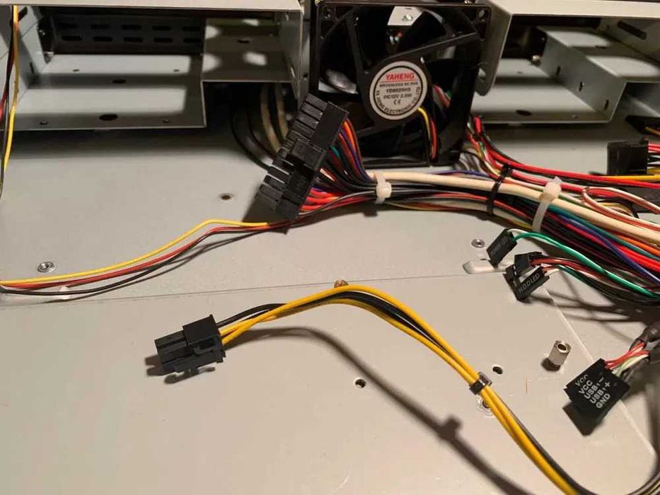 Obudowa serwerowa 19'' 2U + zasilacz 400W