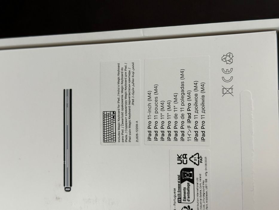 Magic Keyboard iPad Pro 11” M4/5