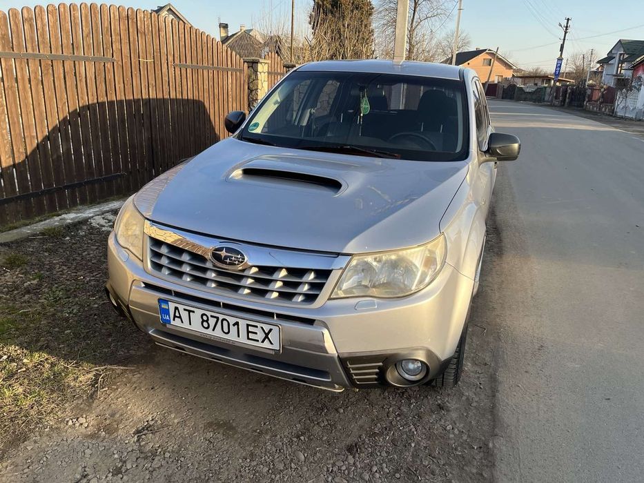 продам Subaru Forester  2013
