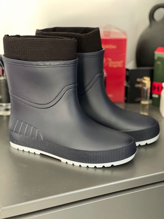 Женские резиновые сапоги со сьемным чулком