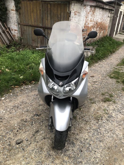 Suzuki skywave 250