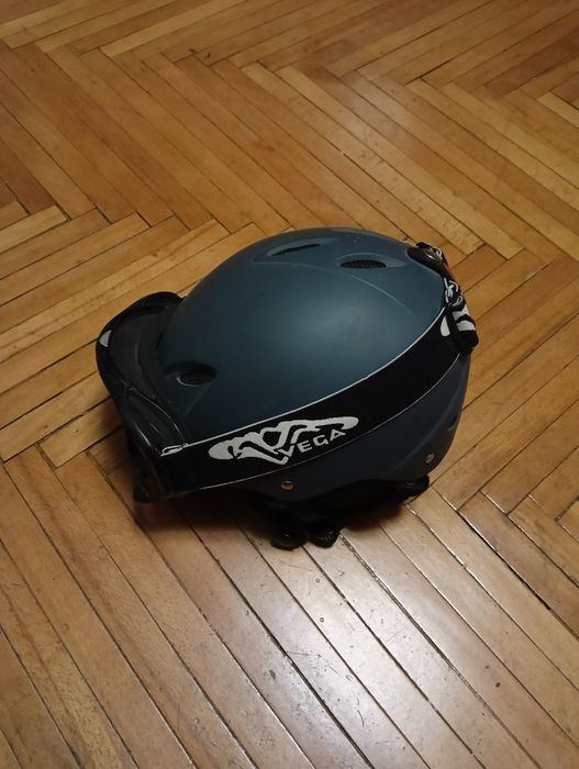 Горнолыжный шлем TermIT Basic. Размер M 55-57см.