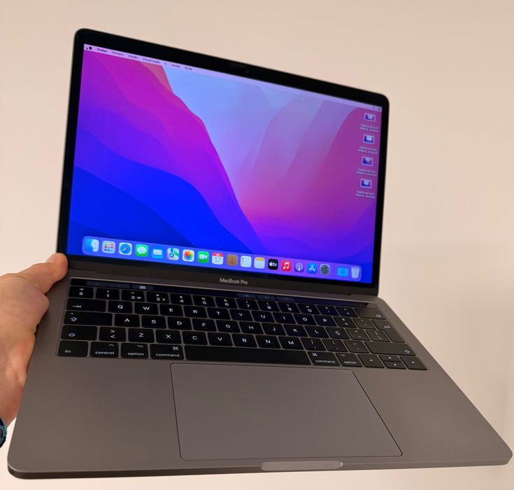 MacBook Pro 13'' I7 3.3Ghz