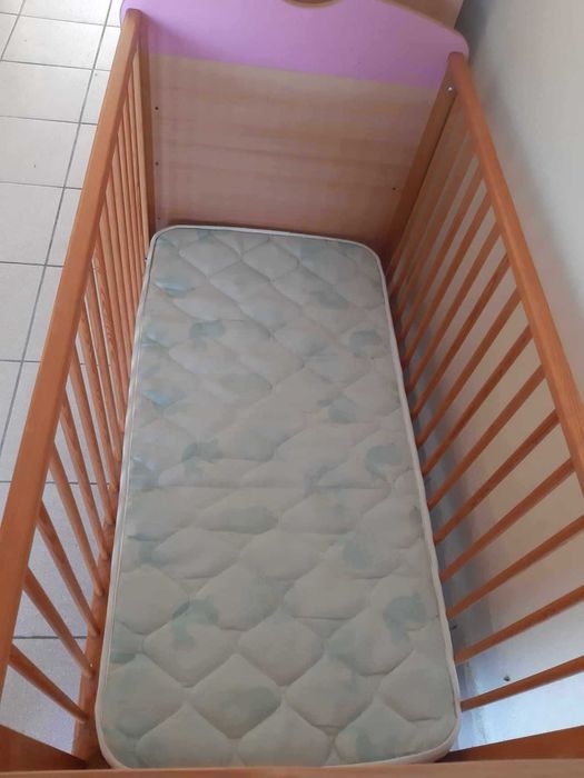 Cama e comoda, muda fraldas .