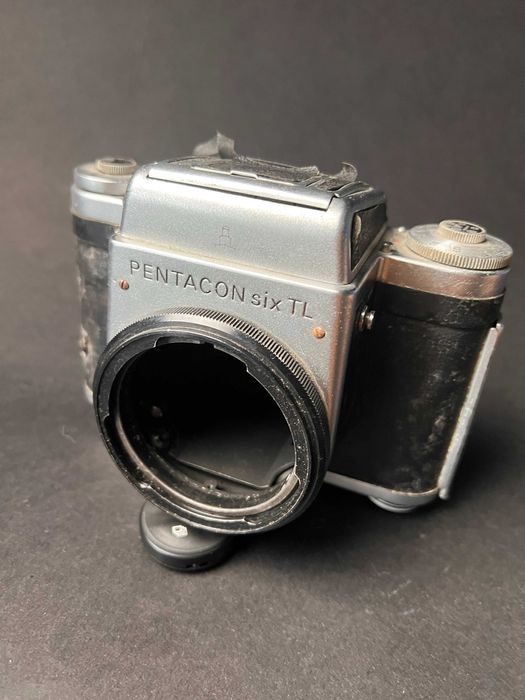 Pentacon Six 6x6 + 5 obiektywów Zeiss + 2 body – komplet do serwisu