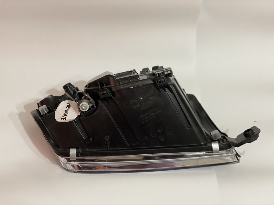 Skoda Fabia 2 фара DEPO нова.