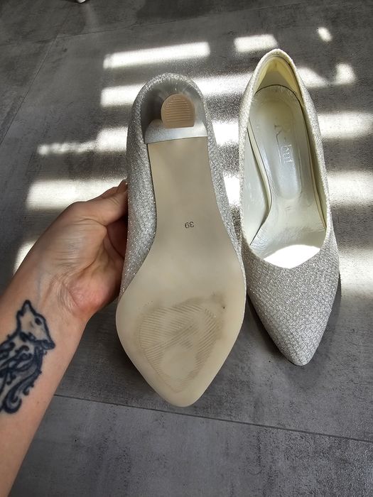 Buty ślubne brokatowe
