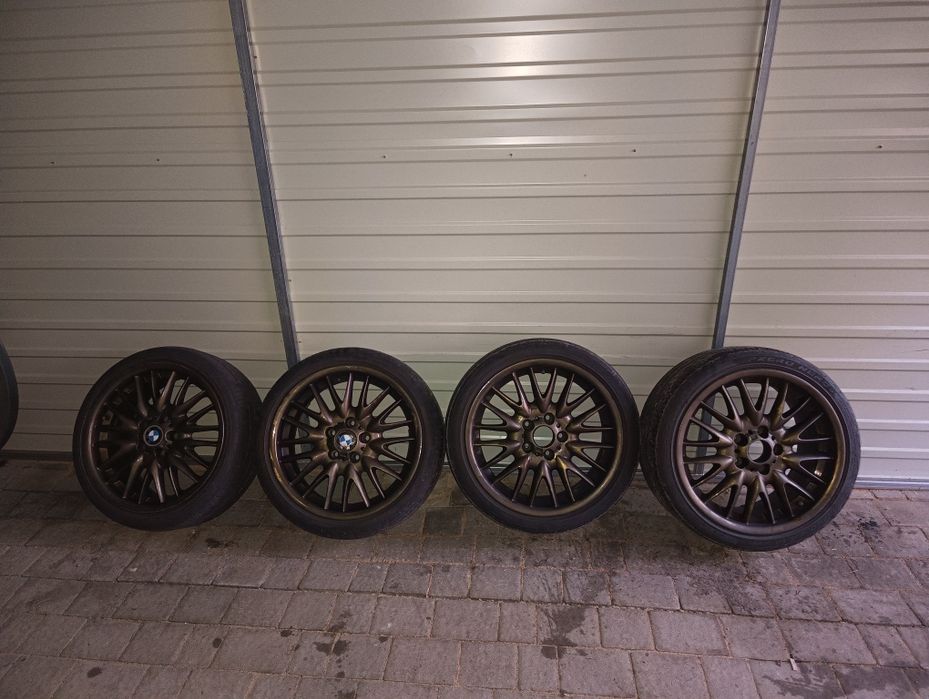 Styling 72 Mpakiet 18 cali 5x120 ładne
