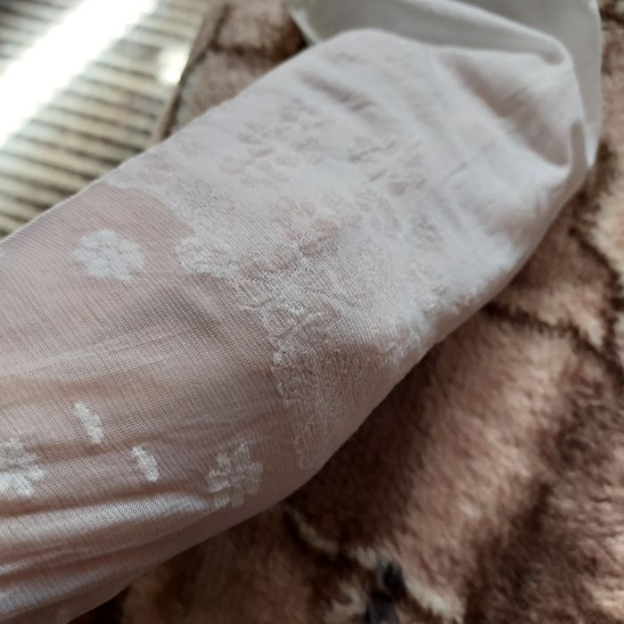 Podkolanówki damskie młodzieżowe cienkie białe