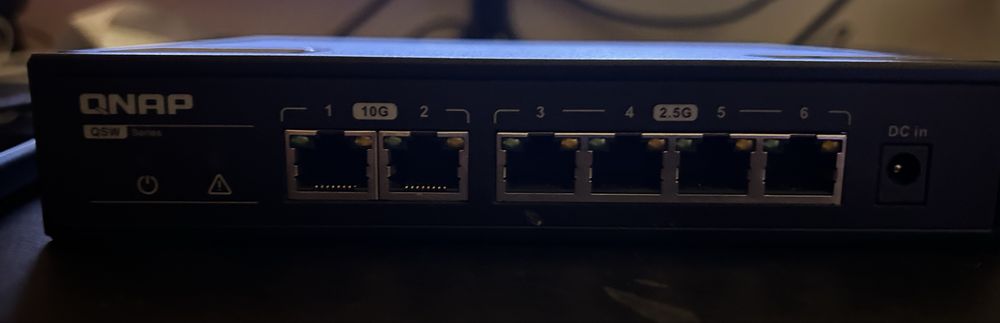 Switch QSW-2104-2T 10 GbE & 2,5 GbE