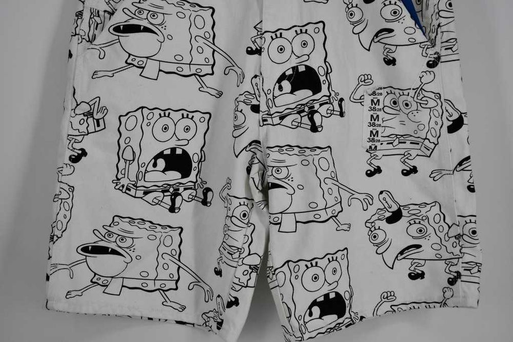 Jeansowe spodenki Bershka Sponge Bob 38