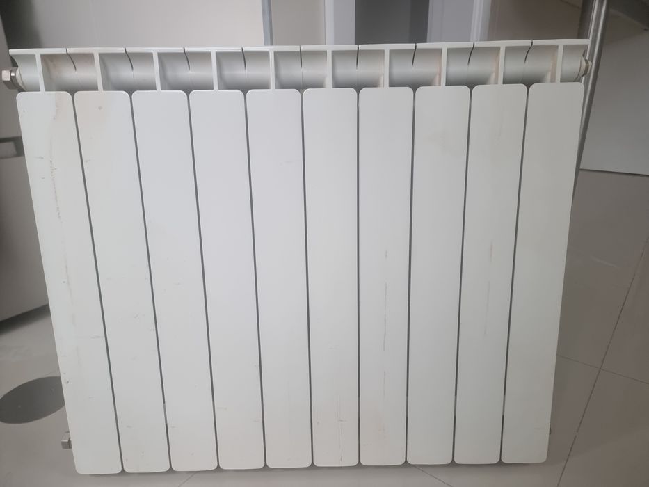 Radiadores de alumínio – vários taman