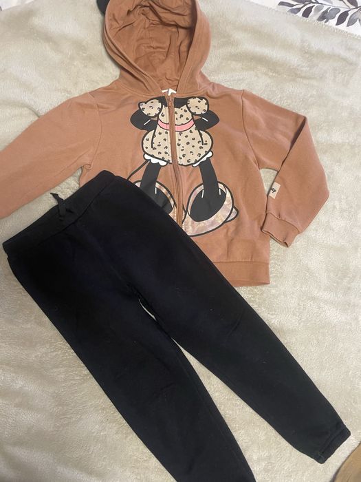 Спортивний костюм  H&M 6/7років