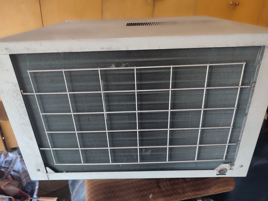 Кондиціонер віконний.