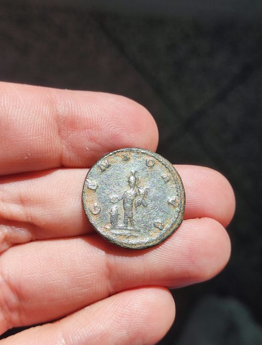 Moeda romana de Galieno (escassa)