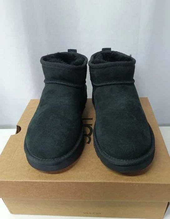 UGG Mini Lowmel R.39