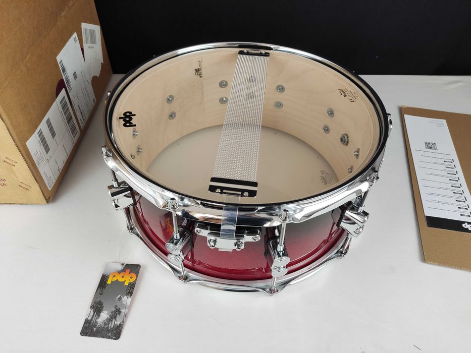 PDP Concept Maple Snare 14"x6.5" Red to Black Fade