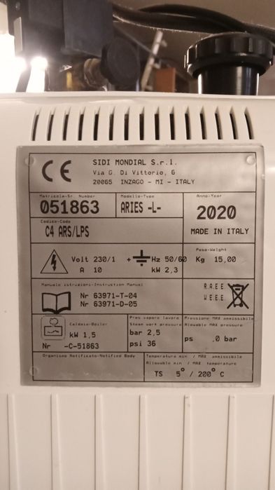 Ferro engomar profissional